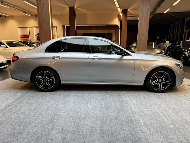 Mercedes-Benz E 200 d AMG Line