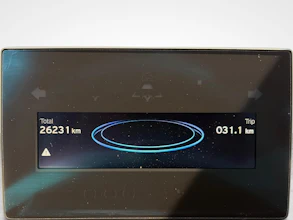 https://vehicle.imgix.net/4208659/ecc94a43-ed88-41f1-a463-b32a238ca9d8.jpg