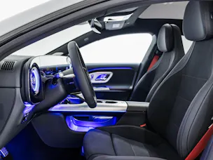 Mercedes-Benz CLA 220 4MATIC