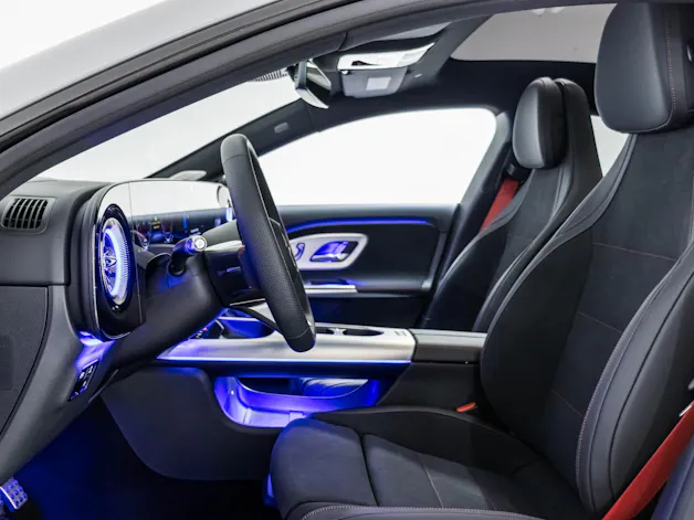 Mercedes-Benz CLA 220 4MATIC