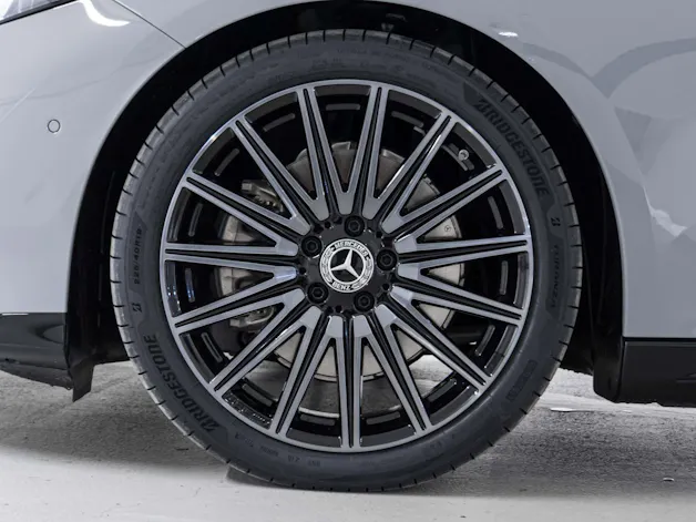 Mercedes-Benz CLA 220 4MATIC
