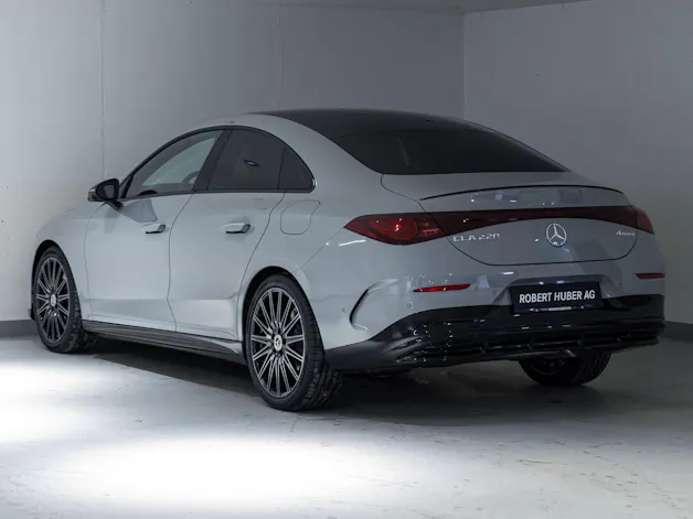 Mercedes-Benz CLA 220 4MATIC