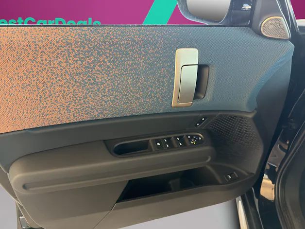 Mini Countryman E Favoured Trim