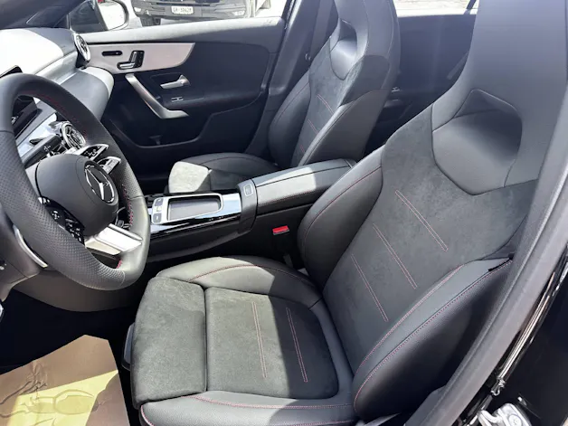 Mercedes-Benz A 250 AMG Line 4Matic