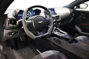 image du véhicule ASTON MARTIN V8 Vantage Coupé 4.0 V8 Bi-Turbo F1