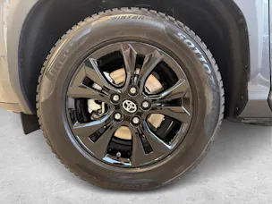 Toyota Yaris Cross 1.5 VVT-i HSD Trend AWD-i - Ruote invernali & Servizi inclusi