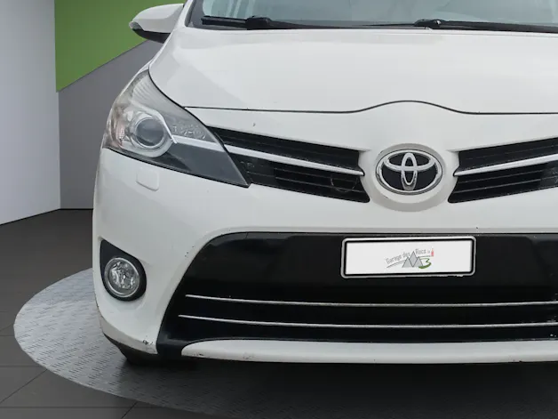 Toyota Verso 1.8 VVT-i Sol 7P