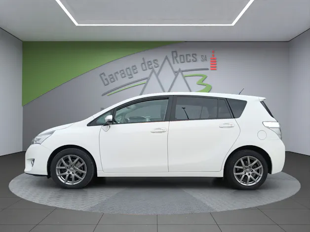 Toyota Verso 1.8 VVT-i Sol 7P