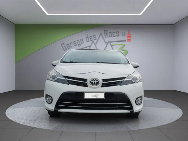 Toyota Verso 1.8 VVT-i Sol 7P