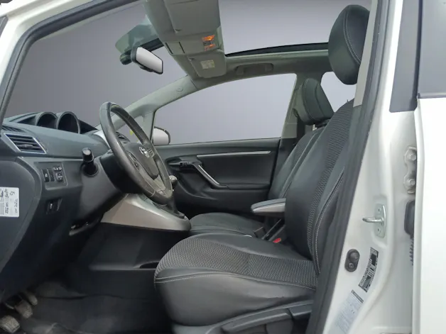 Toyota Verso 1.8 VVT-i Sol 7P