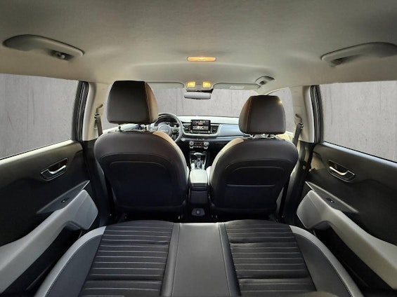 Fahrzeugbild 12 Fahrzeugbild 12