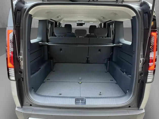 Kia PV5 Passenger Elite