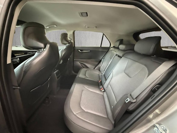 Fahrzeugbild 10 Fahrzeugbild 10