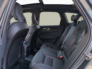 immagine del veicolo VOLVO XC60 2.0 T8 TE Ultra Dark eAWD