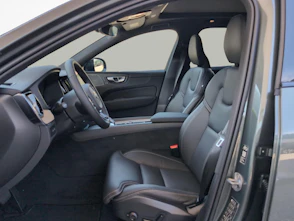 immagine del veicolo VOLVO XC60 2.0 T8 TE Ultra Dark eAWD