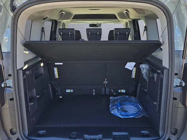 Ford E-Tourneo Courier Active