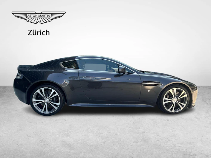Fahrzeugbild ASTON MARTIN VANTAGE