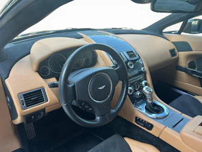 Fahrzeugbild ASTON MARTIN V12 Vantage Coupé 6.0