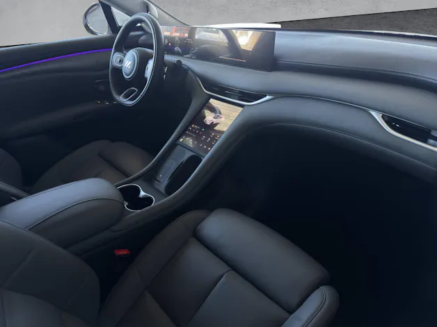 MG IM6 100 kWh Performance 20 4WD