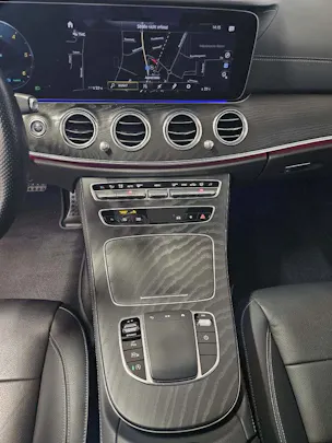 Mercedes-Benz E 220 d 4Matic AMG Line Swiss Star Limousine