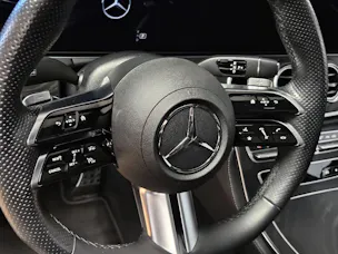 Mercedes-Benz E 220 d 4Matic AMG Line Swiss Star Limousine