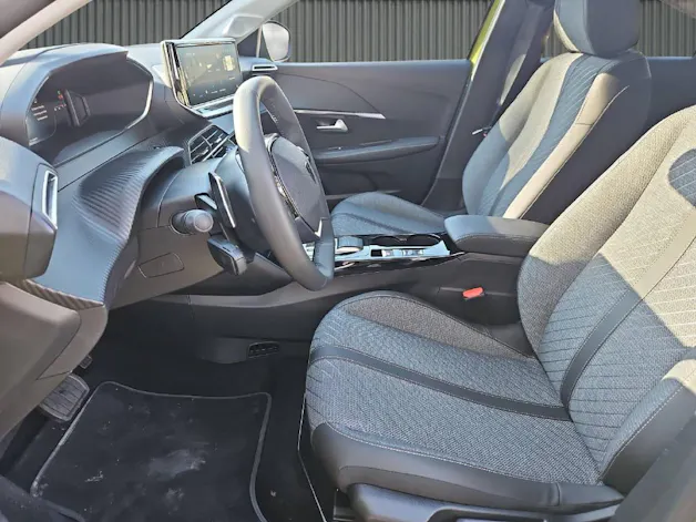 Peugeot 208 1.2 Hybrid Allure Premium