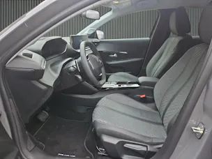 Peugeot 208 1.2 Hybrid Allure Premium