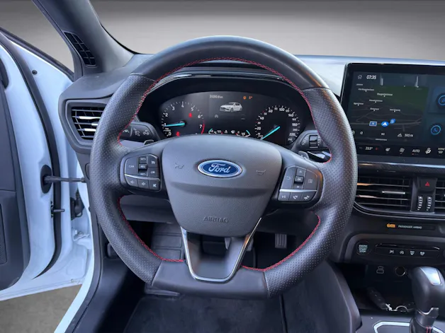 Ford Focus 1.0i EcoB Hybrid 125 ST-Line