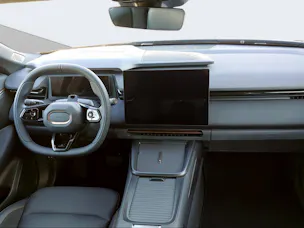 Lynk & Co 08 1.5 PHEV More