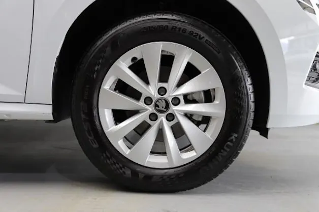 Škoda Kamiq 1.0 TSI Dynamic