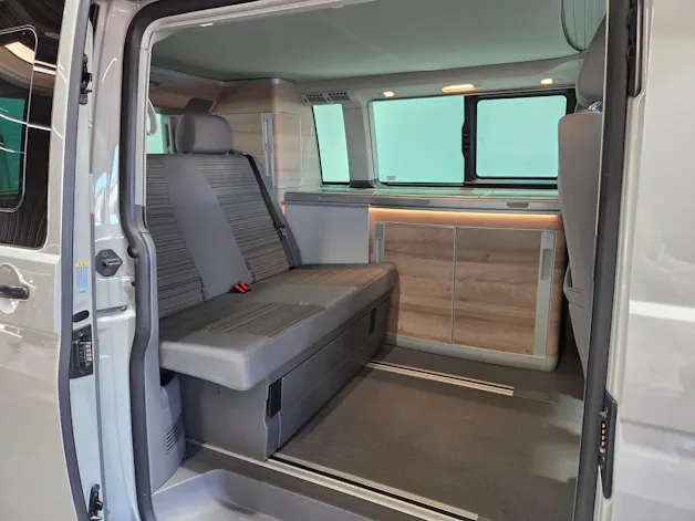 VW T6.1 California 3000 2.0 TDI 150 Coast DSG