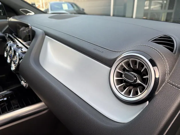 Mercedes-Benz EQA 350 AMG Line 4Matic