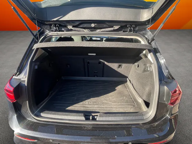VW Golf 1.5 eTSI mHEV ACT First Edition DSG