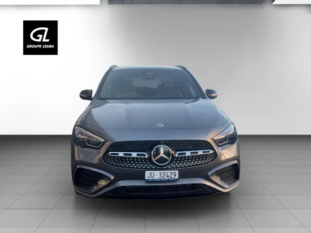 Mercedes-Benz GLA 220 4Matic 8G-DCT