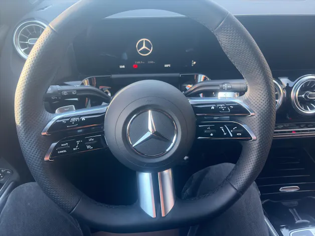 Mercedes-Benz GLA 220 4Matic 8G-DCT