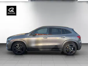 Mercedes-Benz GLA 220 4Matic 8G-DCT