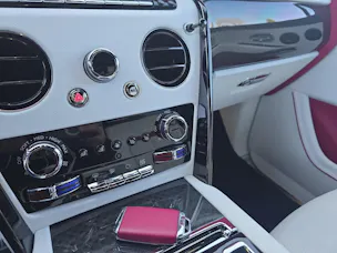 Rolls Royce ROLLS-ROYCE Cullinan Serie I Black Badge - Herstellergarantie bis Mai 2027