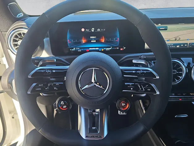 Mercedes-Benz CLA Shooting Brake 45 S AMG 4Matic 8G-DCT