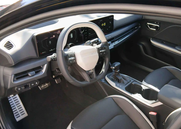 image du véhicule 6 image du véhicule 6