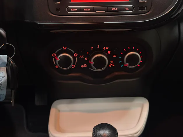 Renault Twingo 0.9 Liberty EDC
