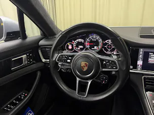 Porsche Panamera Turbo Sport Tursimo PDK