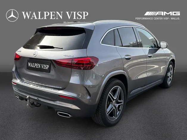 Mercedes-Benz GLA 250 4Matic 8G-DCT