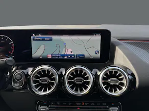 Mercedes-Benz GLA 250 4Matic 8G-DCT