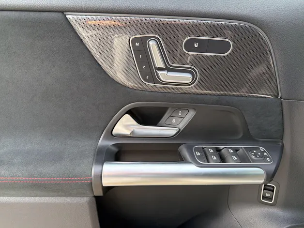 Mercedes-Benz GLA 250 4Matic 8G-DCT