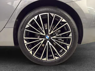 BMW 223d Active Tourer xDrive DKG