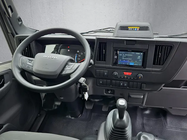 Isuzu M21 T E Dreiseitenkipper "3. Generation"