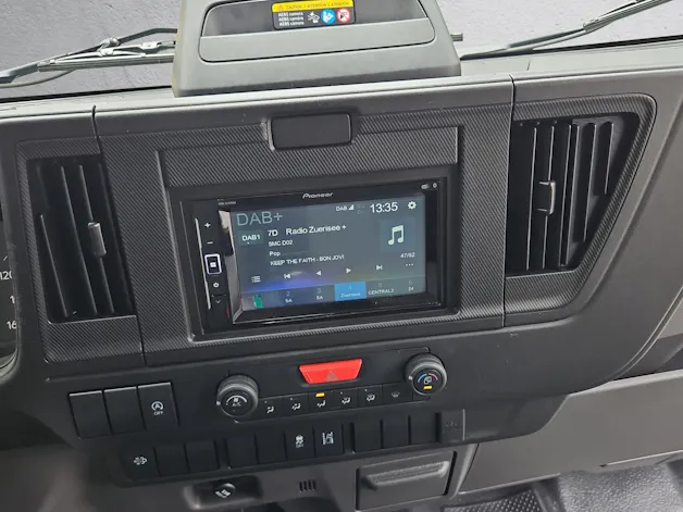 Isuzu M21 T E Dreiseitenkipper "3. Generation"