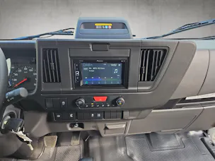 Isuzu M21 TT E Dreiseitenkipper "2. Generation"