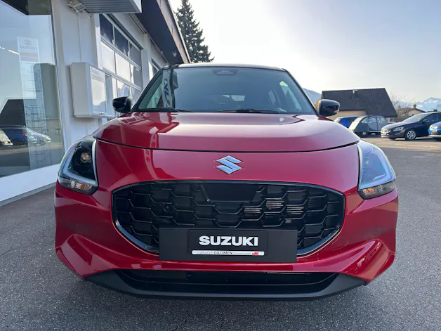 Suzuki Swift 1.2 Sakura Top Hybrid 4x4