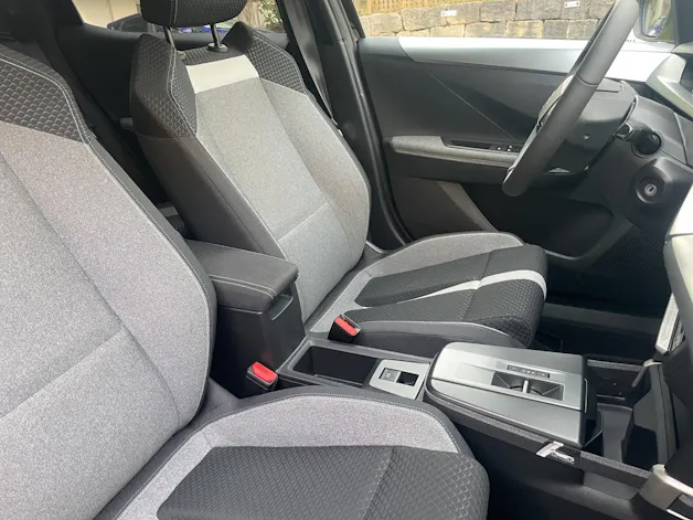 Opel Frontera GS 1.2 Turbo MHEV (145 PS)